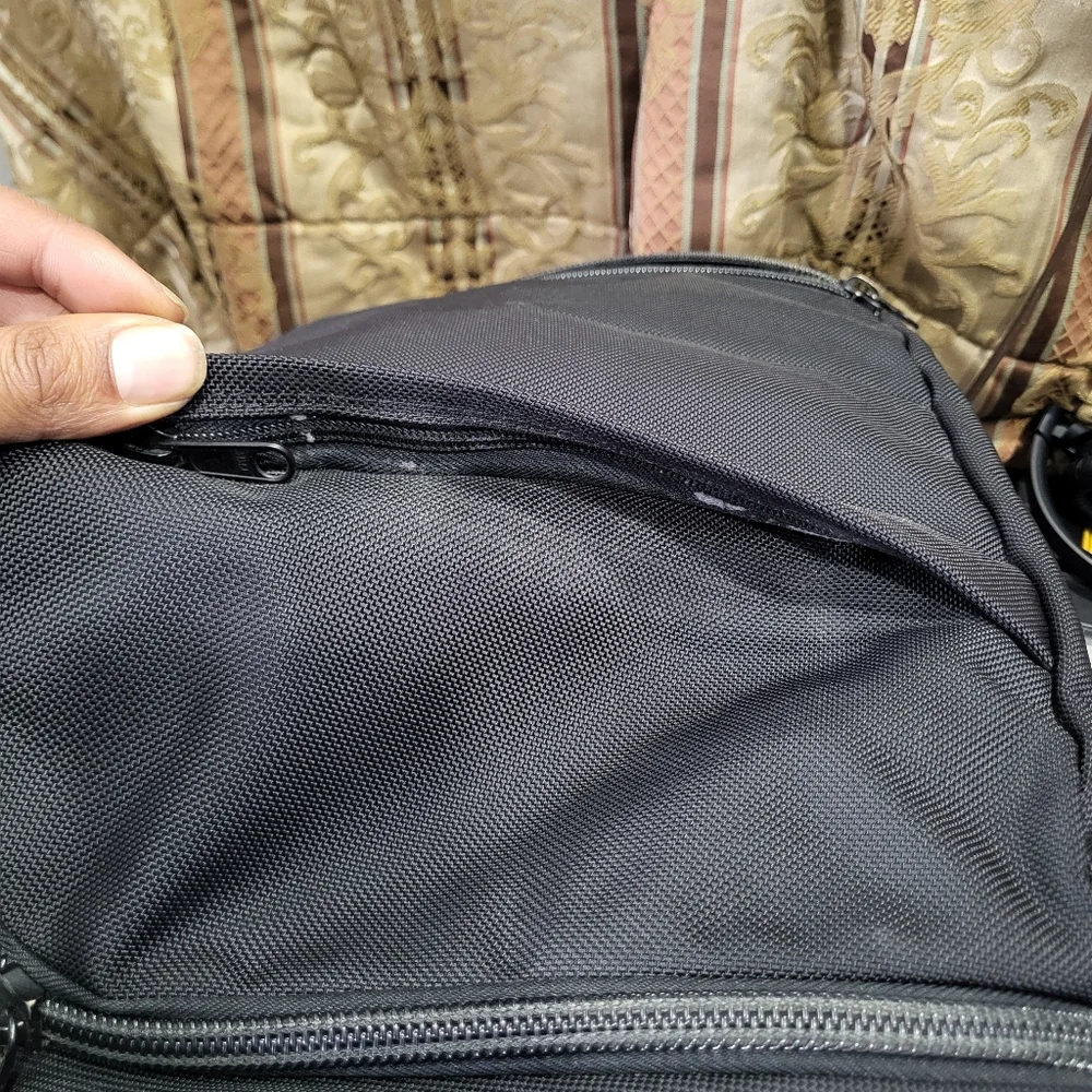 BRENTHAVEN Used Business Travel Carry-On Bag Soft Shell Nylon Briefcase USA